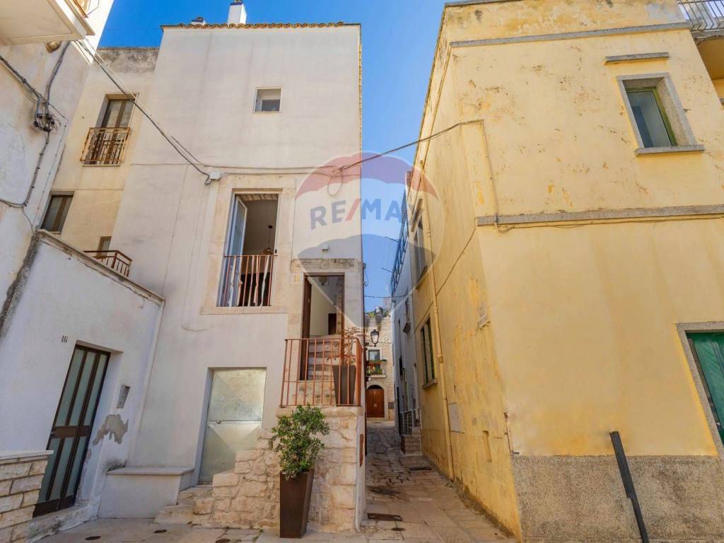 casa indipendente in vendita a Turi