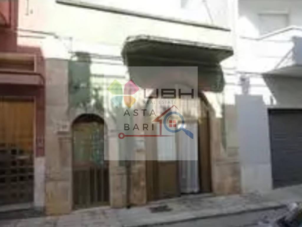 casa indipendente in vendita a Turi