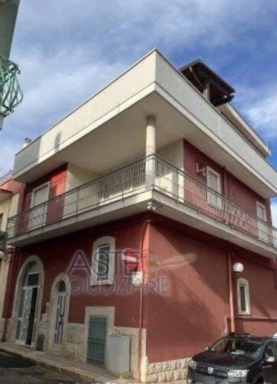 appartamento in vendita a Turi