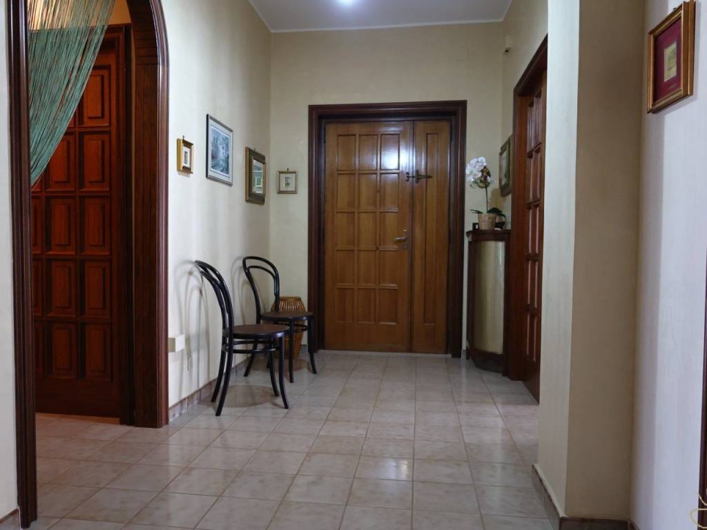 appartamento in vendita a Turi