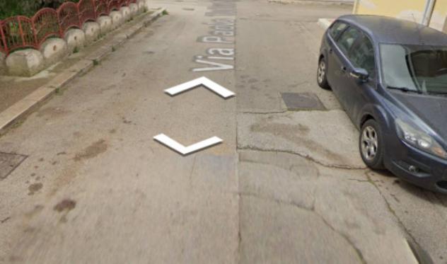 negozio in vendita a Turi