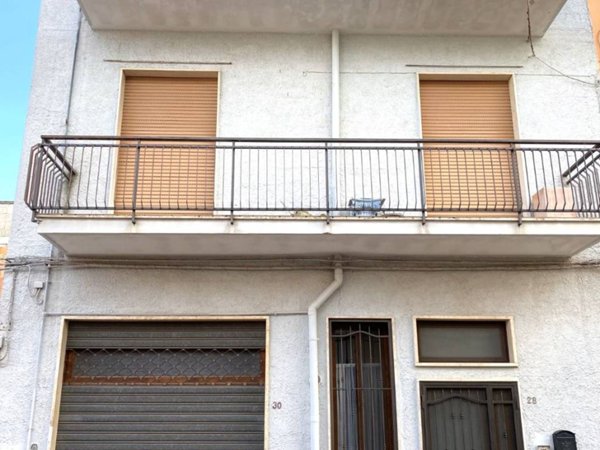 casa indipendente in vendita a Turi