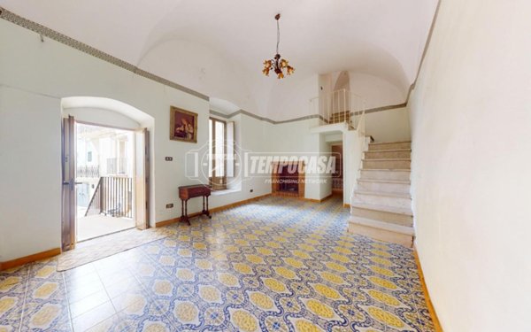casa indipendente in vendita a Turi