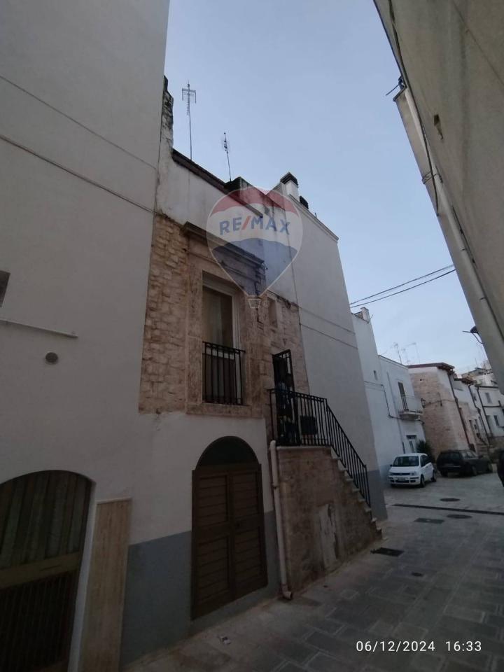 casa indipendente in vendita a Turi