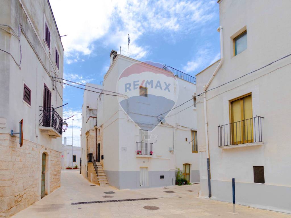 casa indipendente in vendita a Turi