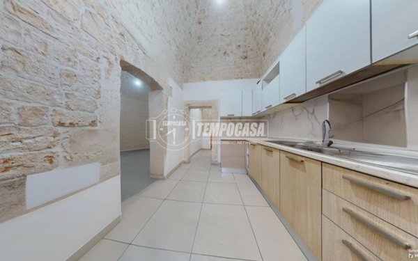 casa indipendente in vendita a Turi