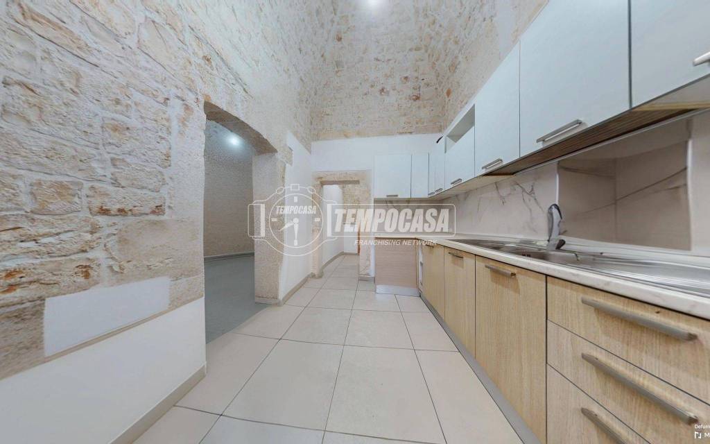 casa indipendente in vendita a Turi