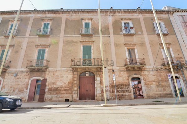 appartamento in vendita a Turi