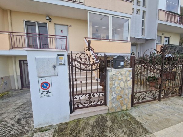 casa indipendente in vendita a Turi