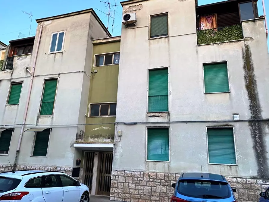appartamento in vendita a Turi