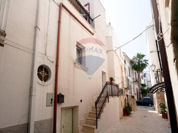 casa indipendente in vendita a Turi