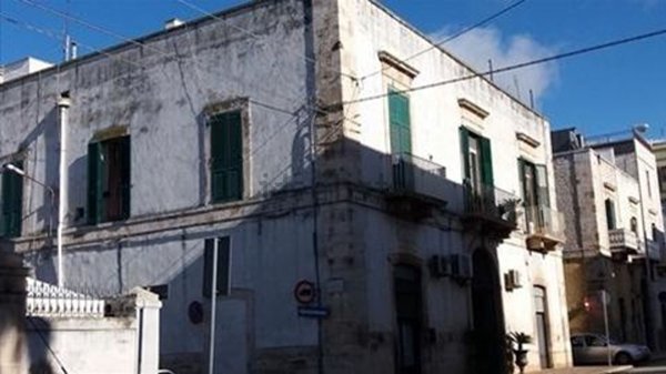 appartamento in vendita a Turi