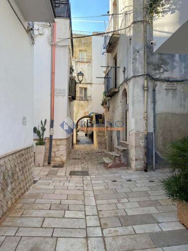 casa indipendente in vendita a Turi
