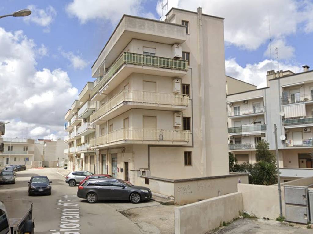 appartamento in vendita a Turi
