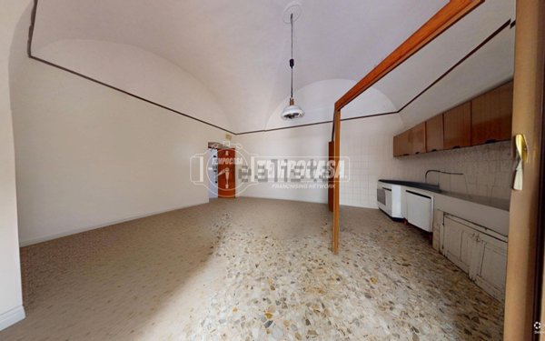 appartamento in vendita a Turi