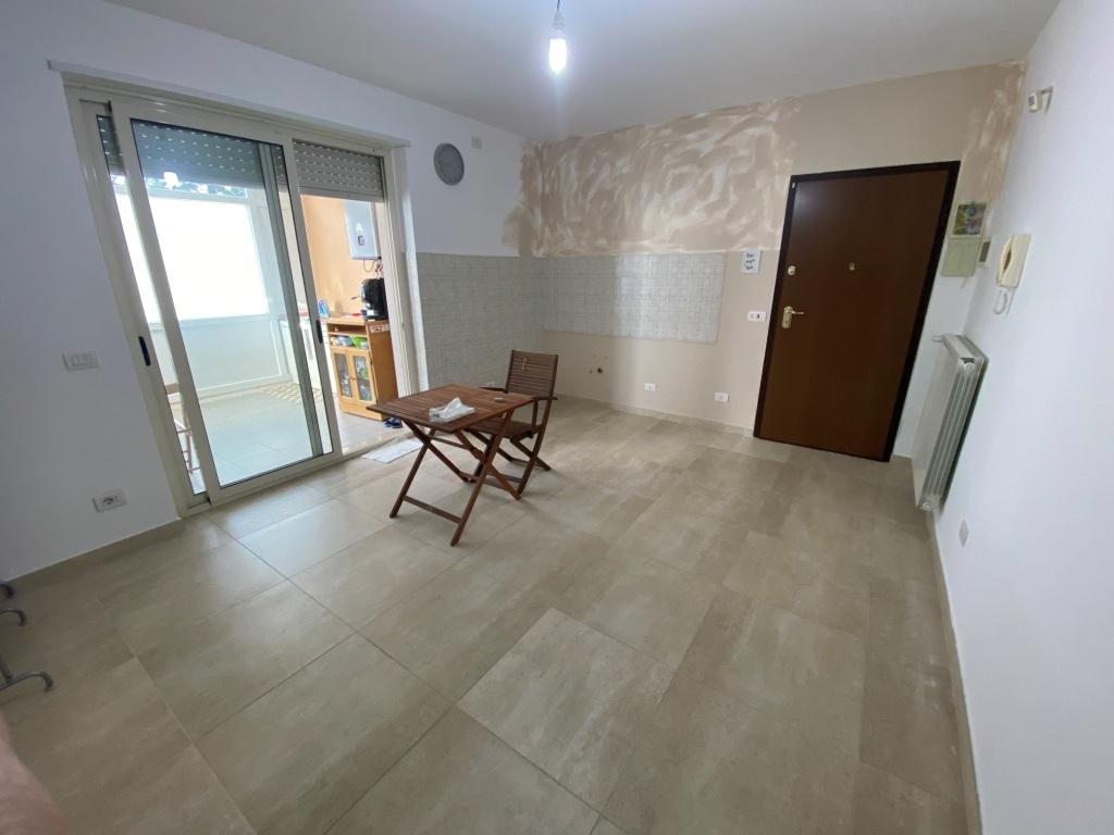 appartamento in vendita a Turi