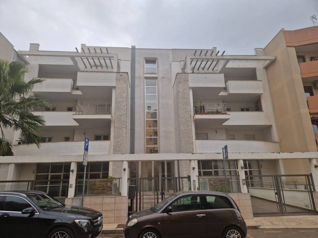 appartamento in vendita a Turi