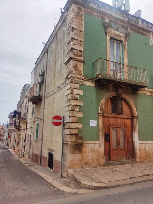 appartamento in vendita a Turi