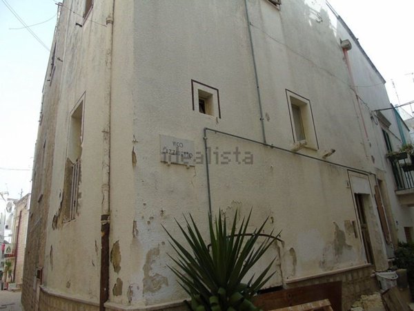 appartamento in vendita a Turi