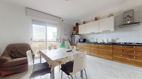 appartamento in vendita a Turi