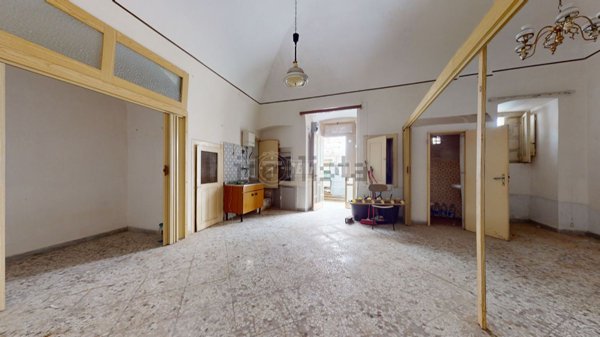 appartamento in vendita a Turi