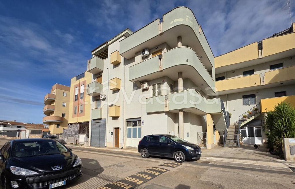 casa indipendente in vendita a Turi