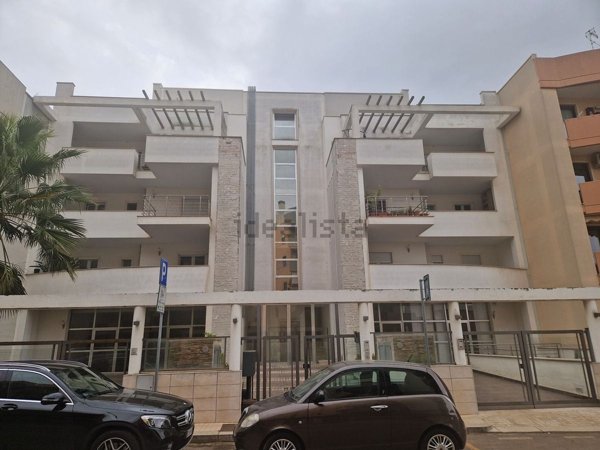 appartamento in vendita a Turi