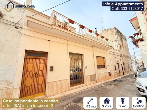 casa indipendente in vendita a Turi