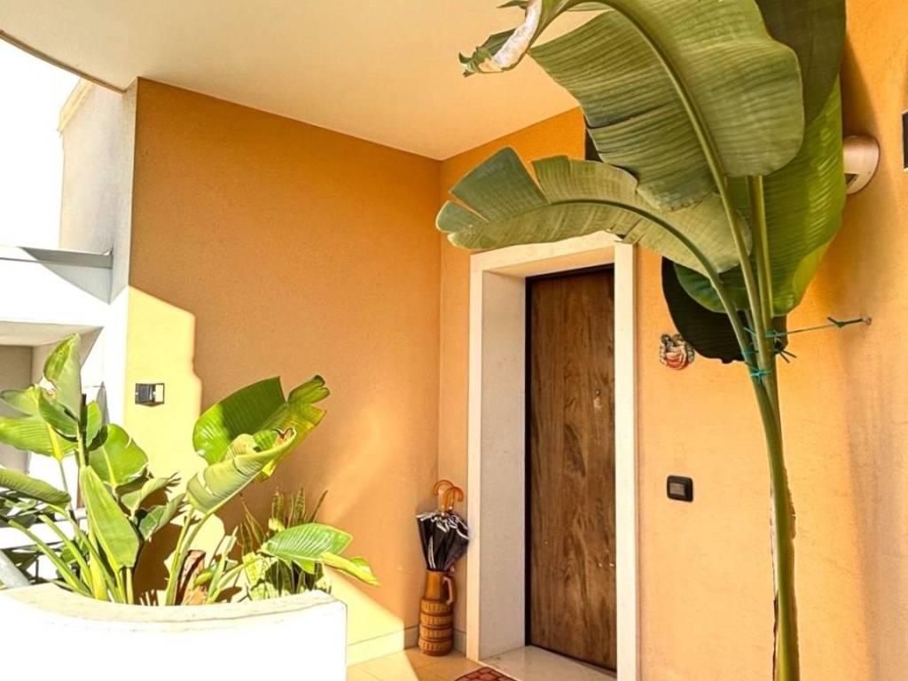 casa indipendente in vendita a Turi