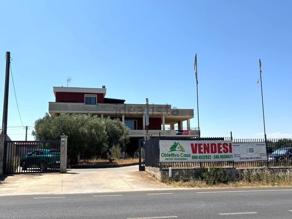 casa indipendente in vendita a Turi