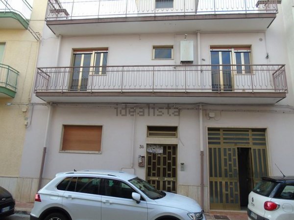 casa indipendente in vendita a Turi