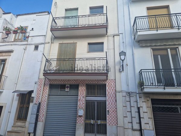 appartamento in vendita a Turi