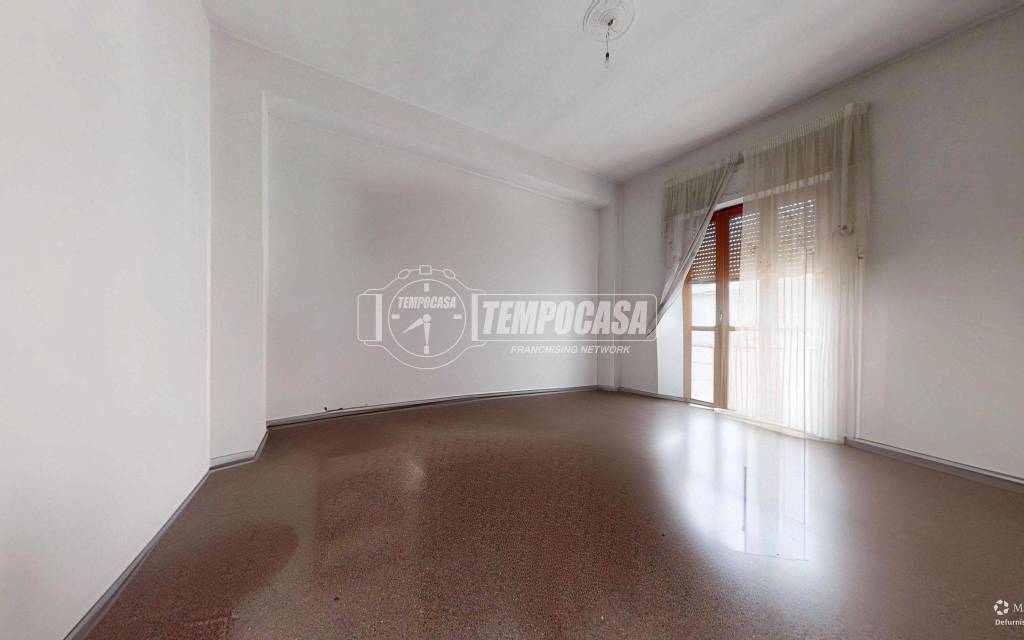 appartamento in vendita a Turi