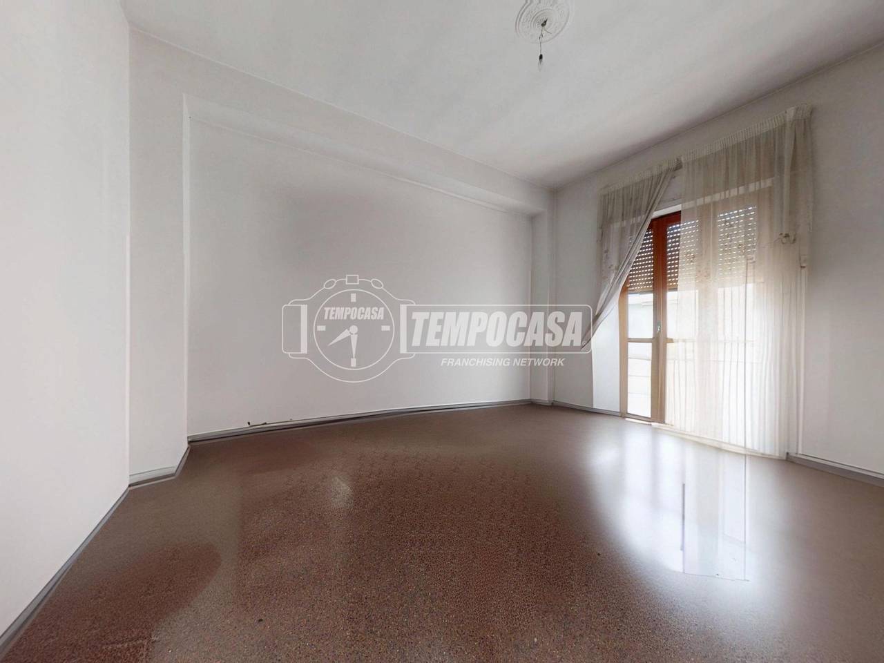 appartamento in vendita a Turi