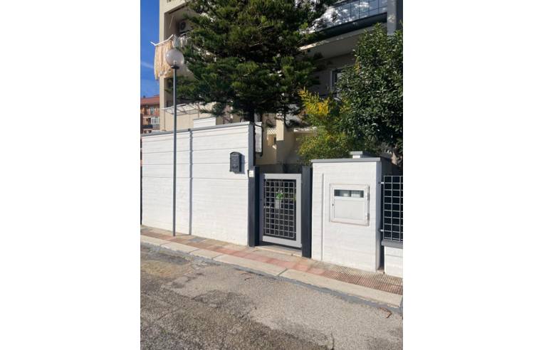 appartamento in vendita a Turi