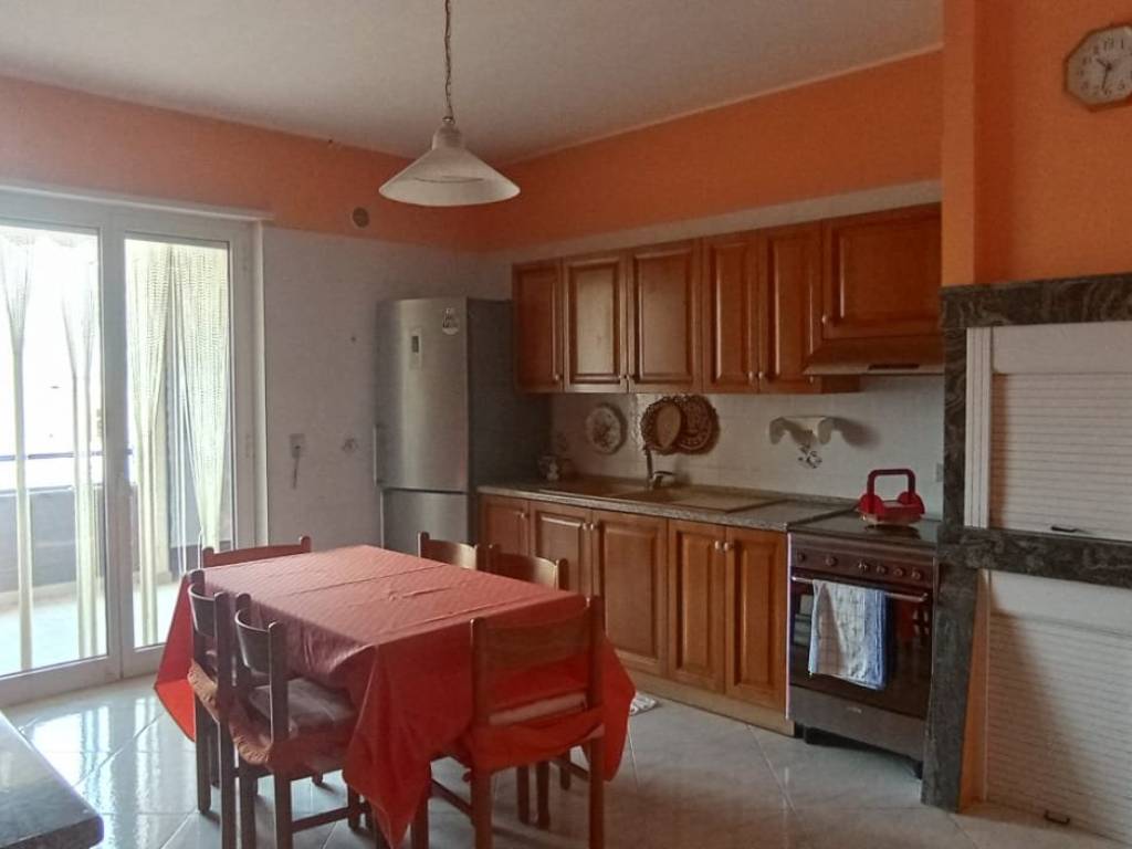 appartamento in vendita a Turi