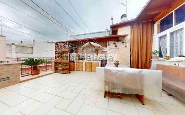 casa indipendente in vendita a Turi