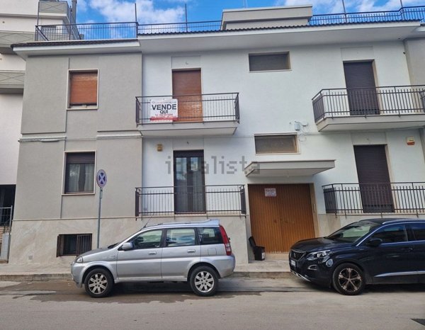 appartamento in vendita a Turi