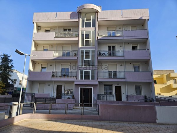 appartamento in vendita a Turi