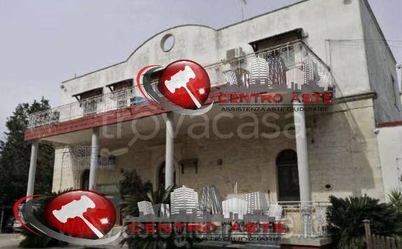 casa indipendente in vendita a Turi