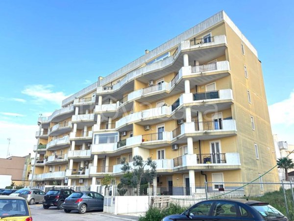 appartamento in vendita a Turi