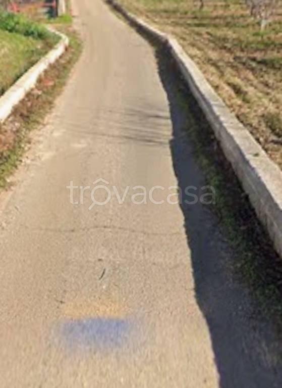 negozio in vendita a Turi