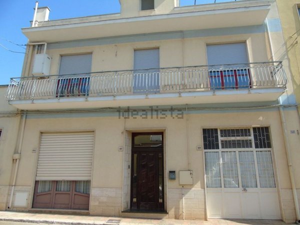 appartamento in vendita a Turi