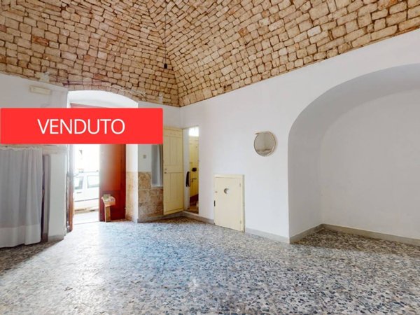 casa indipendente in vendita a Turi