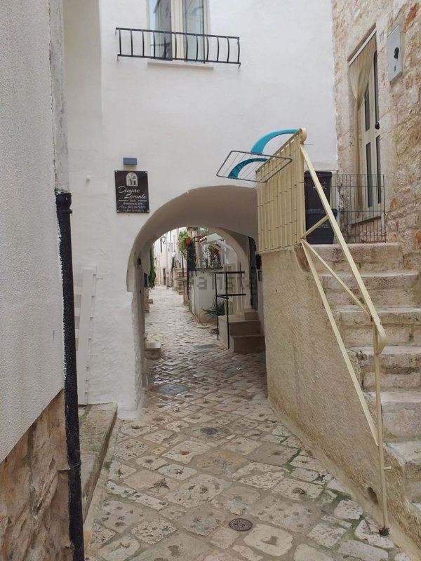 casa indipendente in vendita a Turi