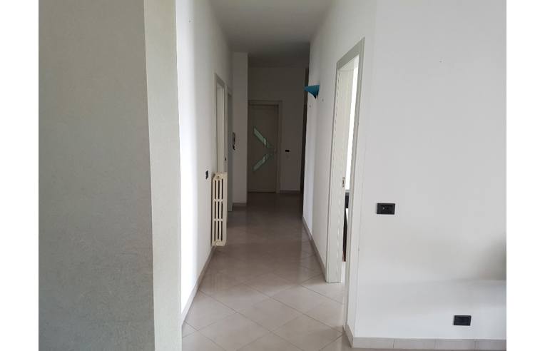appartamento in vendita a Turi