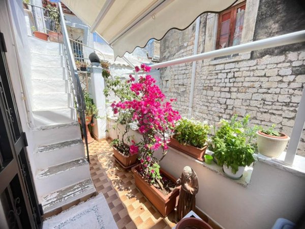 casa indipendente in vendita a Turi