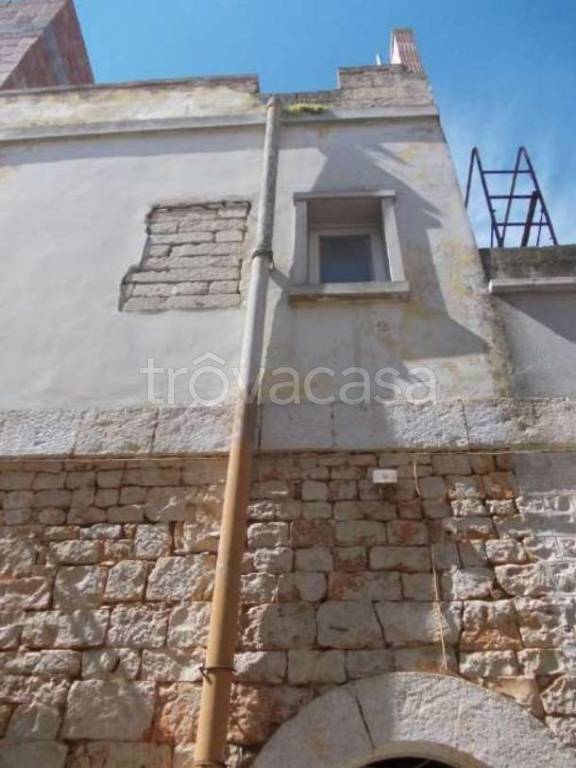 casa indipendente in vendita a Turi