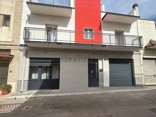 casa indipendente in vendita a Turi