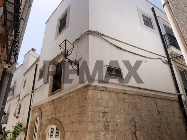 casa indipendente in vendita a Turi